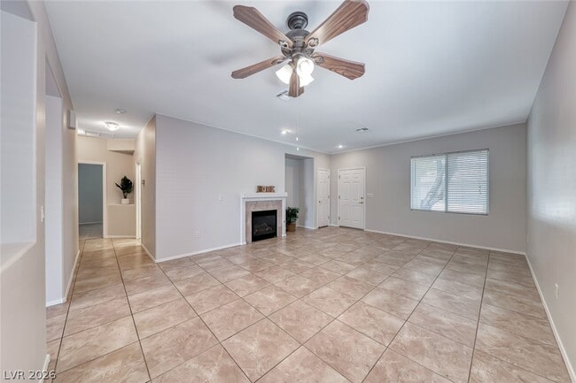 Building Photo - 2343 Schaeffer Hills Dr
