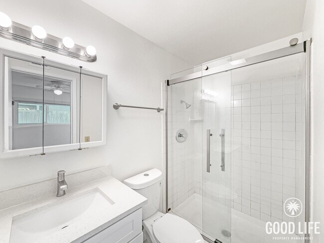 Building Photo - Beautiful 3Bd/2Ba Home With A 2 Car Garage Located In Mira Mesa!