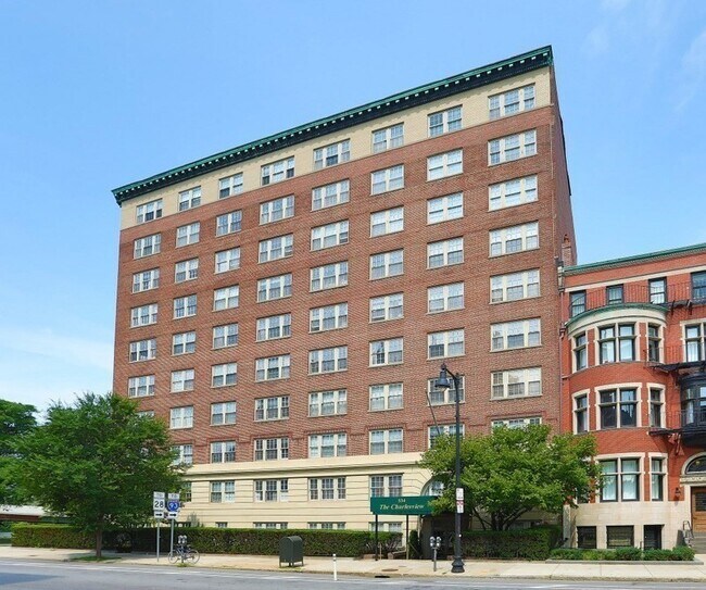 Building Photo - 534 Beacon St