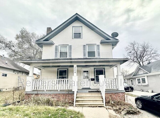 Building Photo - 3114 School St