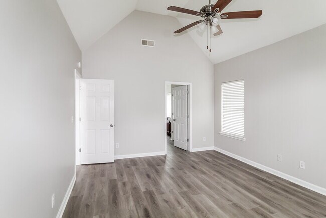 Building Photo - 1471 Ewing Farm Dr