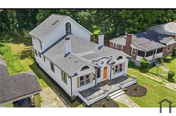 Building Photo - Room in House on Dill Ave SW