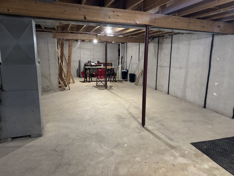 Building Photo - 106 Sunshine Ct