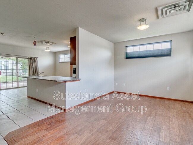 Building Photo - 2618 NW 50th St