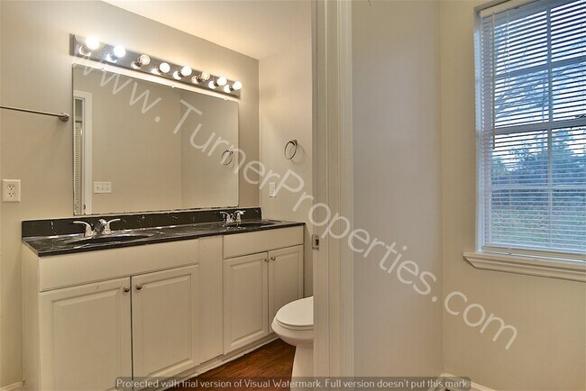 Building Photo - 4000 Williamsburg Dr, Columbia, SC 29203