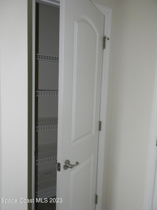 Building Photo - 1576 Alaqua Way