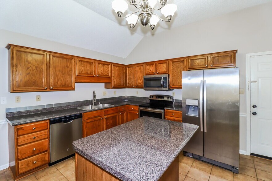 Building Photo - 482 Sanga Cir W