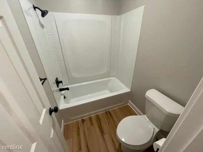 Building Photo - 2 br, 2 bath House - 416 S Woodchuck Ln