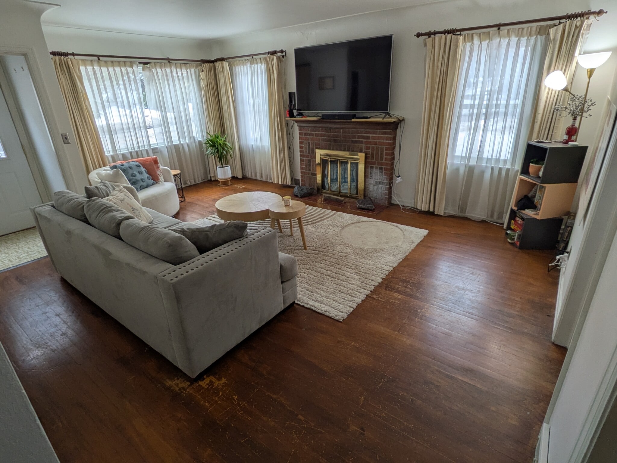 Building Photo - 125 W Saint Marie St