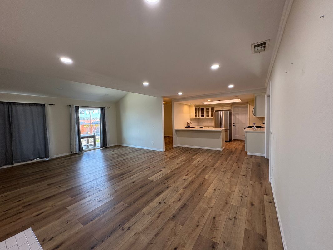 Building Photo - 14440 Harvey Ln