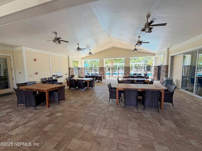 Building Photo - 14462 Serenoa Dr