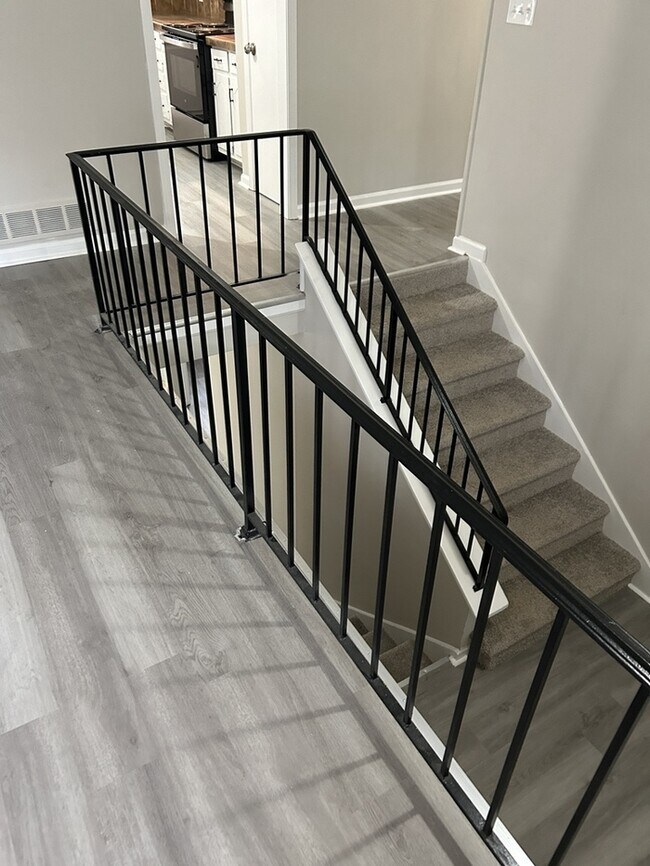 Building Photo - Beautiful 4 Beds 3 Baths Home in Decatur