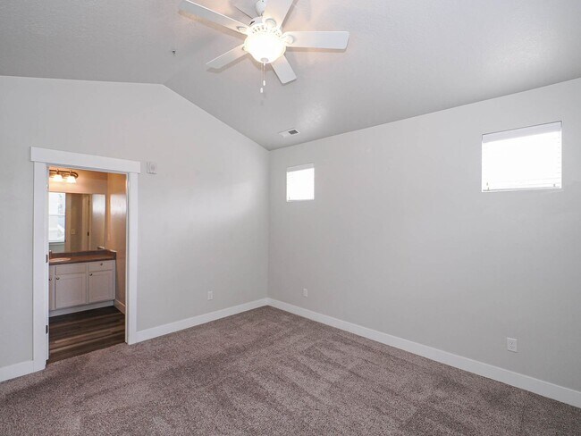 Building Photo - 14474 S Renner Ln