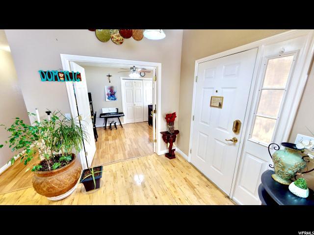 Entry - facing small bedroom - 282 W 960 S Apt A