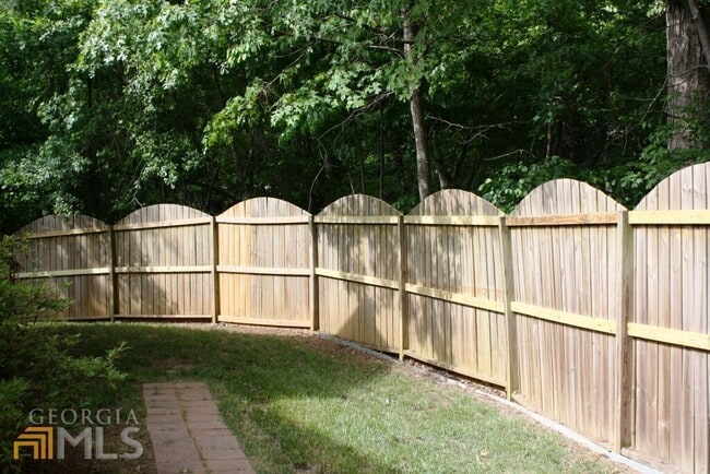 Building Photo - 55 Lauren Overlook