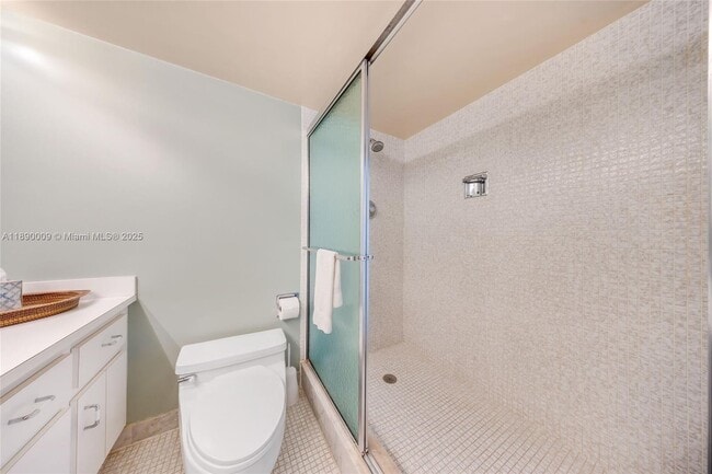 Building Photo - 4280 Galt Ocean Dr