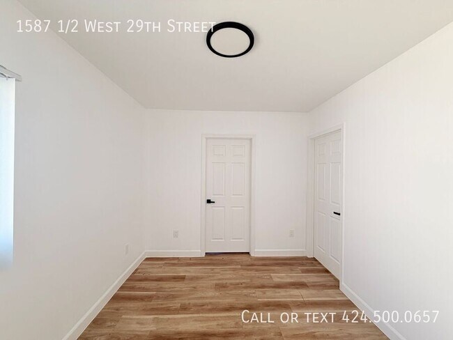 Building Photo - 1587 1/2 West 29th Street-