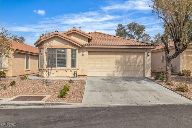 Primary Photo - 11076 Zampino St