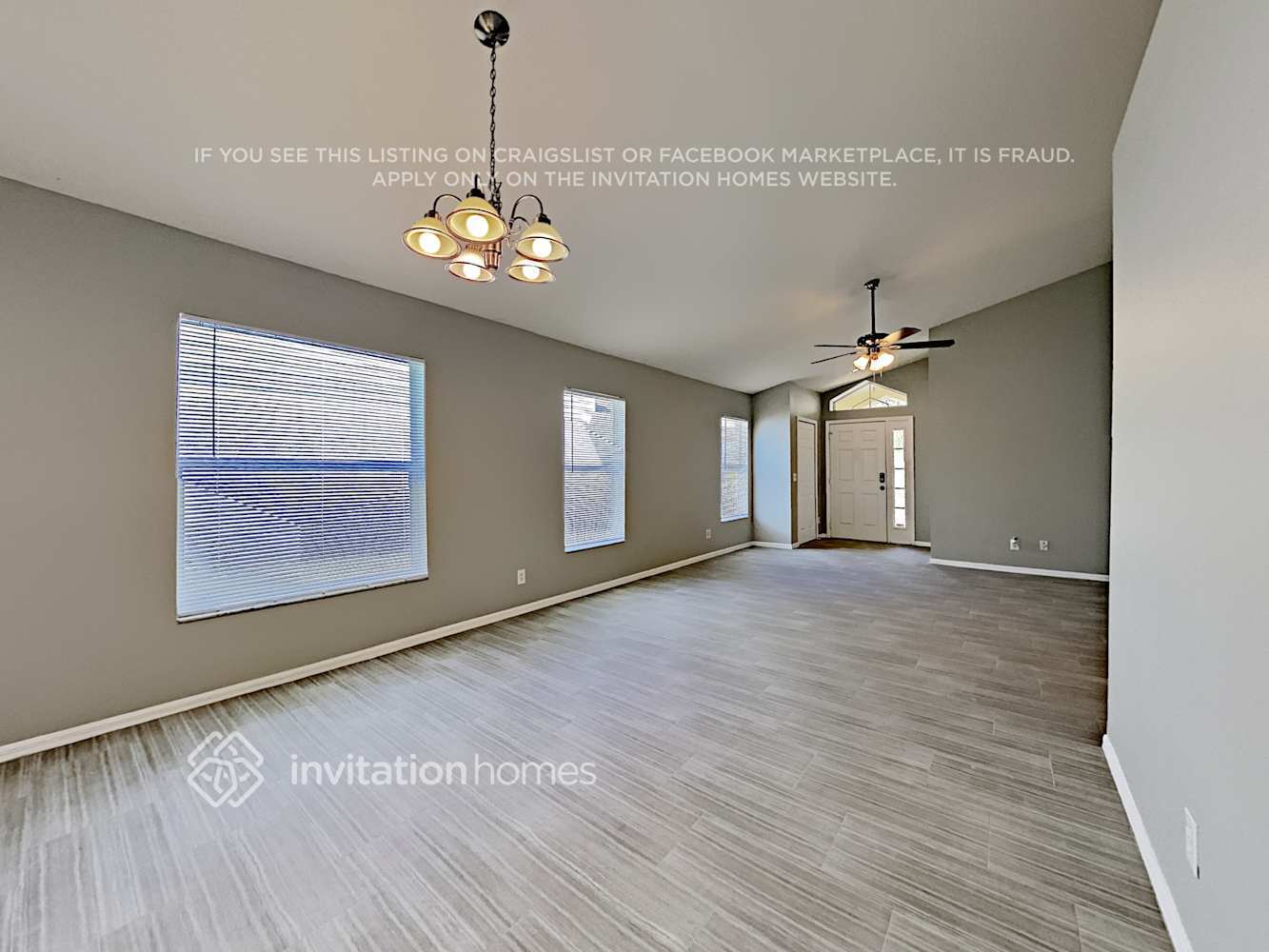 Building Photo - 10526 Lakeside Vista Dr