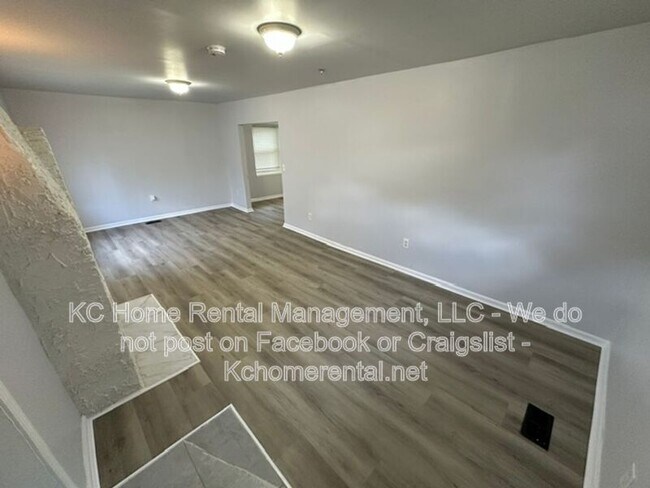 Building Photo - 4116 Springfield St