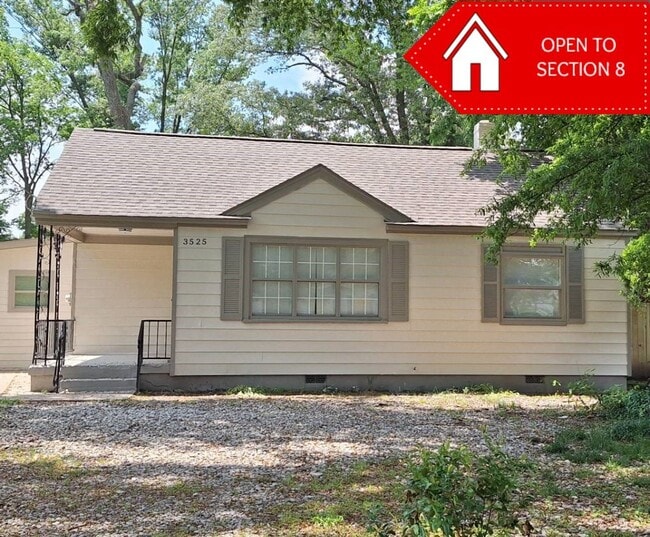 Primary Photo - Updated 1 bedroom 1 bathroom Duplex - Open...
