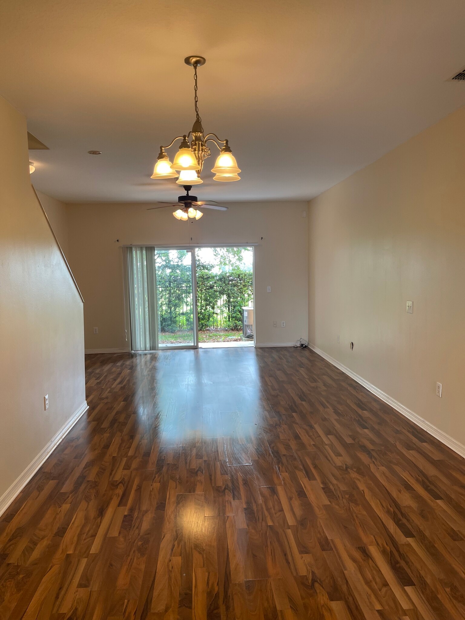 Building Photo - 4213 Winding Vine Dr