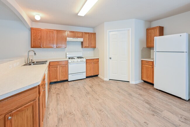 Building Photo - 2506 Fox Water Dr