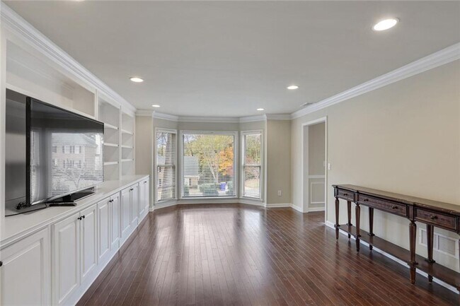 Building Photo - 3520 Billingsley Dr