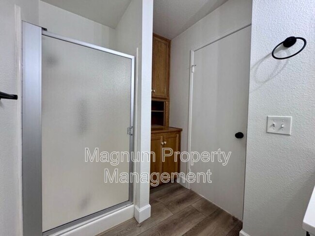 Building Photo - 41701 Riesling Ct