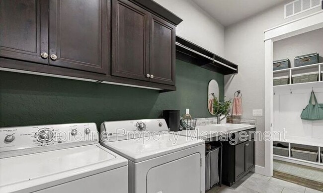 Building Photo - 11699 W Alyxandra Dr