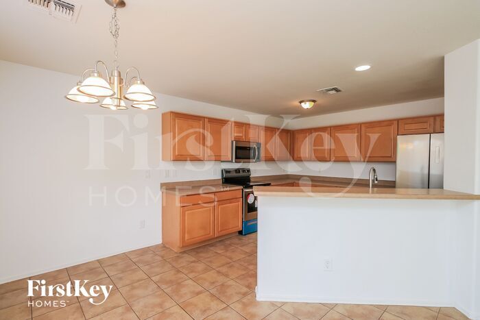 Building Photo - 31238 N Cactus Dr