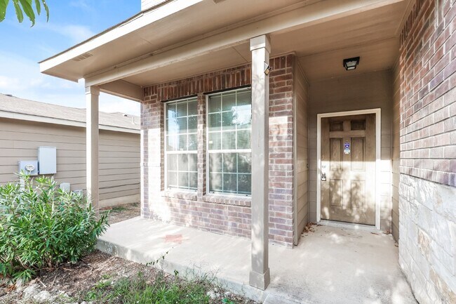 Building Photo - 24262 Invitation Oak