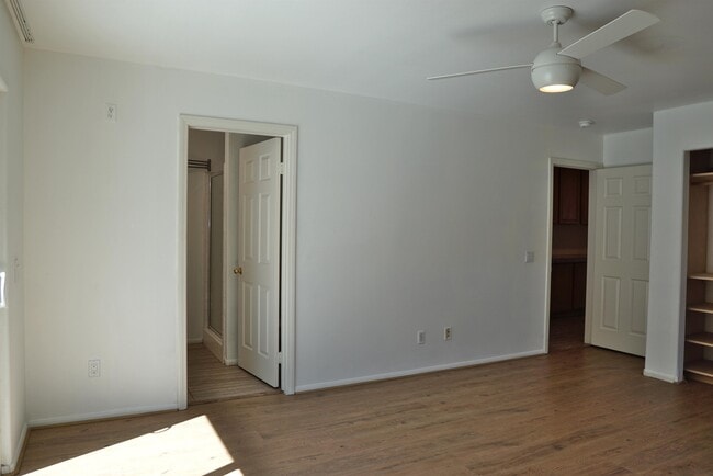 Building Photo - 51945 Avenida Madero