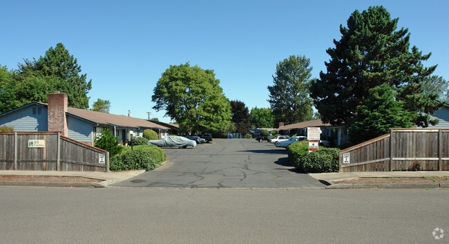 Primary Photo - Riviera Village