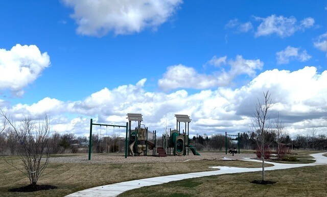 Building Photo - 2824 Kessler Dr