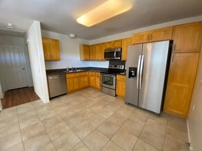 Building Photo - Available Now - 91-1027 Kamaaha Ave, #606