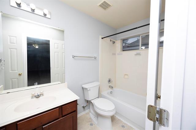 Building Photo - 6308 Lambeau Ct