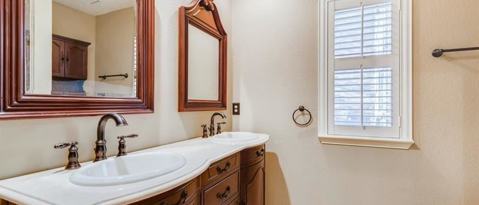 Building Photo - 1611 Brenwood Dr