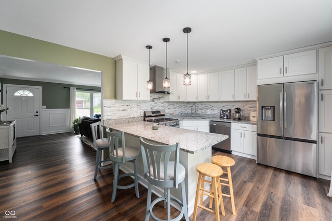 Building Photo - 66 Sherman Dr