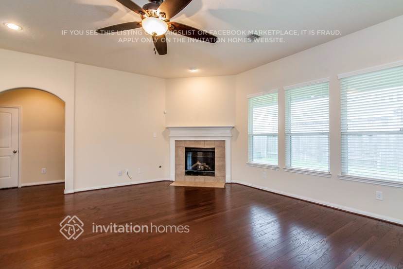 Building Photo - 3322 Rose Trace Dr