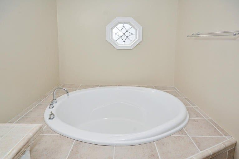 Building Photo - 45794-37 1/2 37 1/2 St