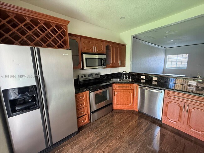 Building Photo - 17018 SW 138th Ct