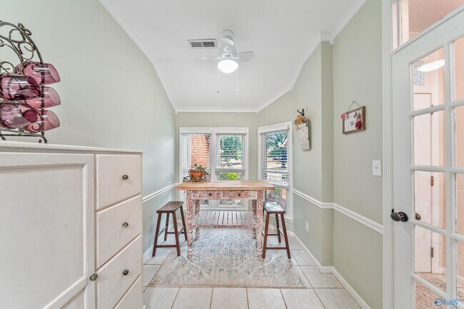 Building Photo - 10007 Meredith Ln SE