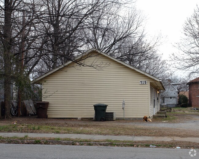 Building Photo - 715 Silver Ave