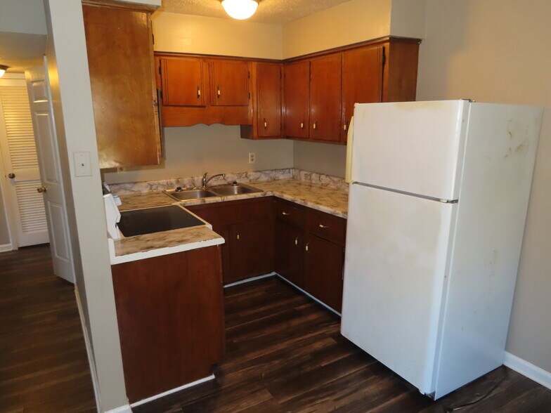 Building Photo - 146 Indiana Ave