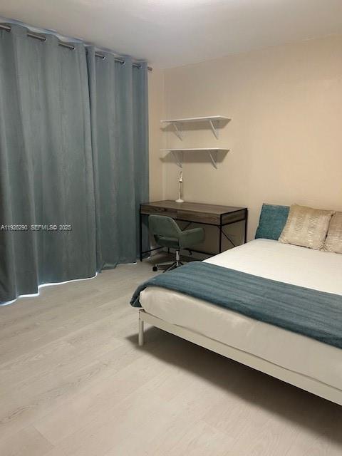 Building Photo - 245 189th Terrace