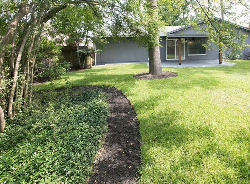 Building Photo - 6922 Foxside Ln