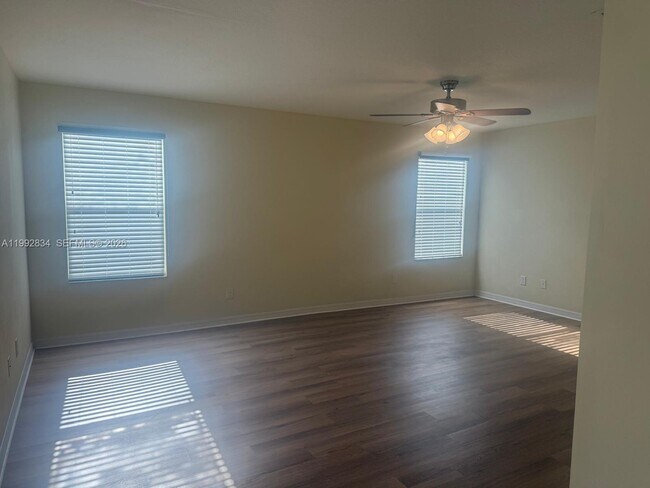 Building Photo - 3154 Rodrick Cir