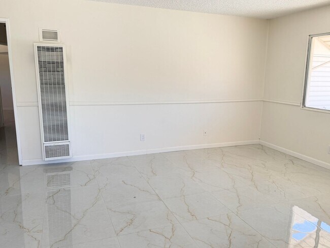 Building Photo - Beautifully Upgraded 3-Bedroom Home for Rent in Moreno Valley!