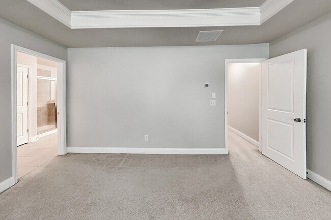 Building Photo - 232 Braemore Mill Dr